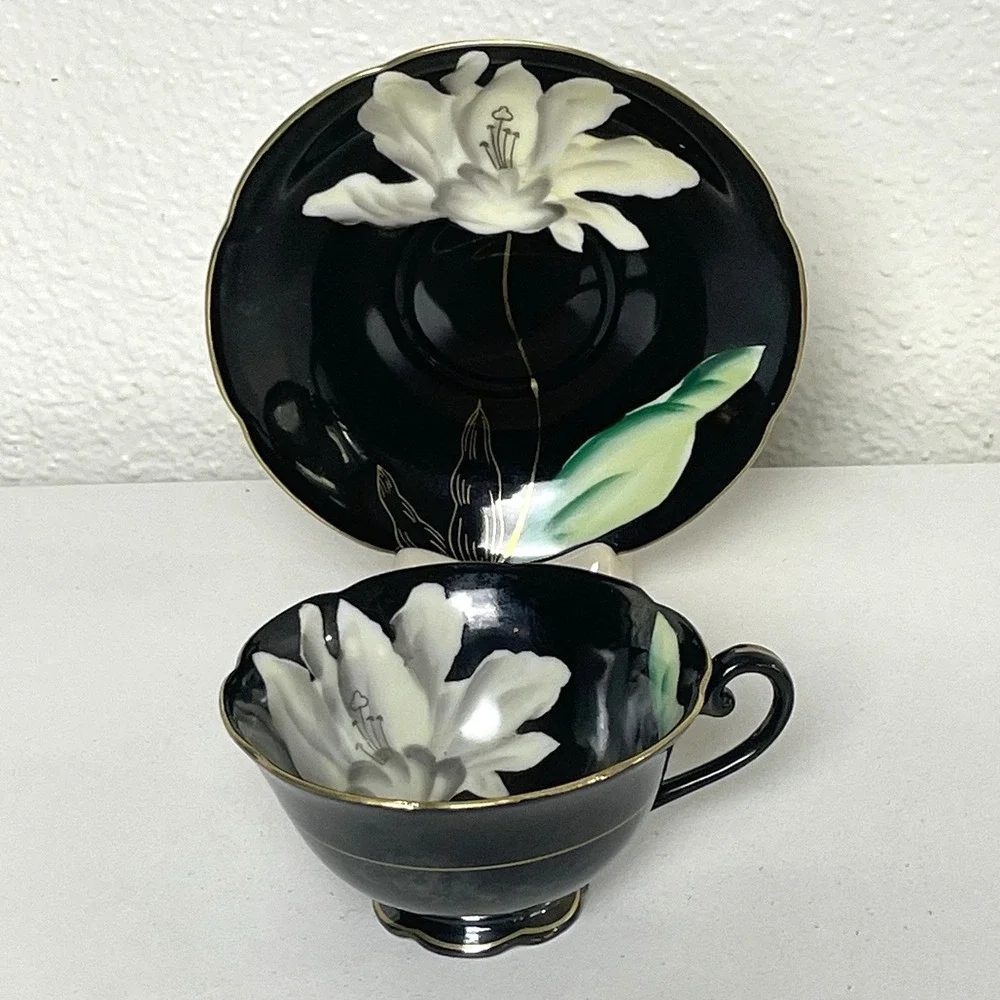 Vintage Wako China Japan Black Floral Porcelain Teacup Saucer Gold Trim 5 oz